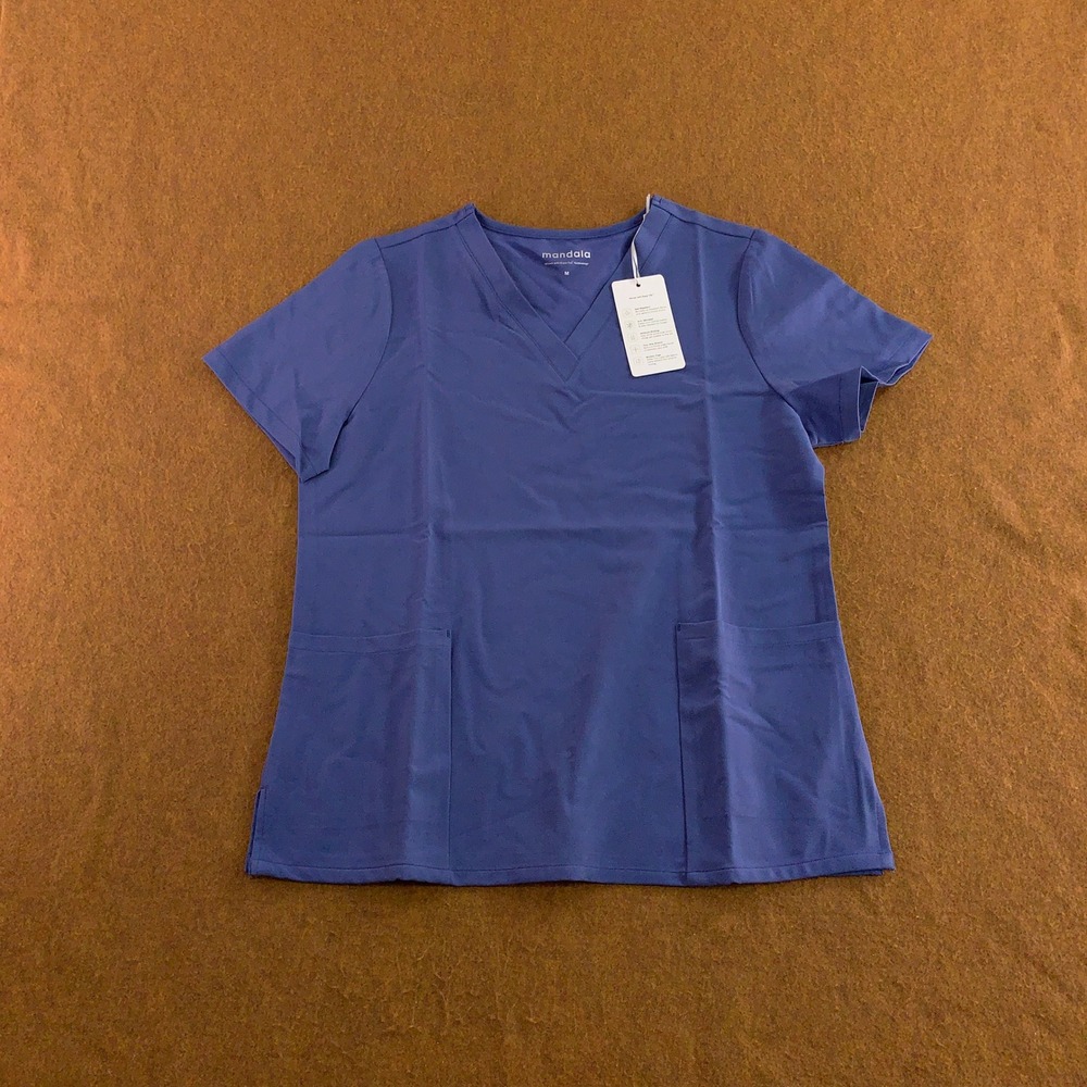 Mandala Womens Medium Deep Periwinkle 6-Pocket Equa-Tek V-Neck Scrub Top NWT